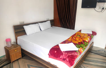 deluxe-room